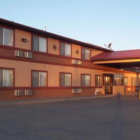Rodeway Inn Moriarty Exterior photo