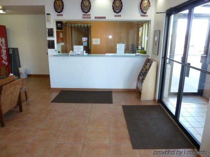 Rodeway Inn Moriarty Interior photo